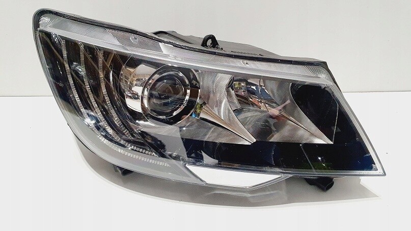 Skoda Superb II (3T4, 3T5) 03/08 -05/13 . - - (D2S/H7, /. LED) .